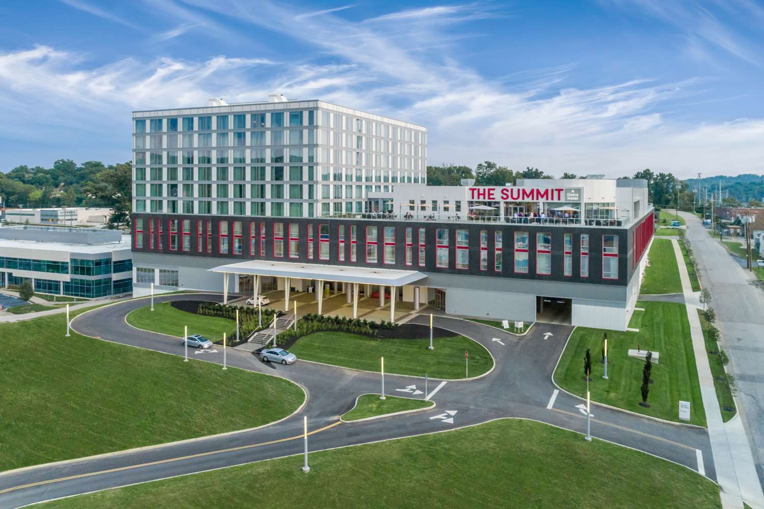 The Summit Hotel Cincinnati Exterior foto